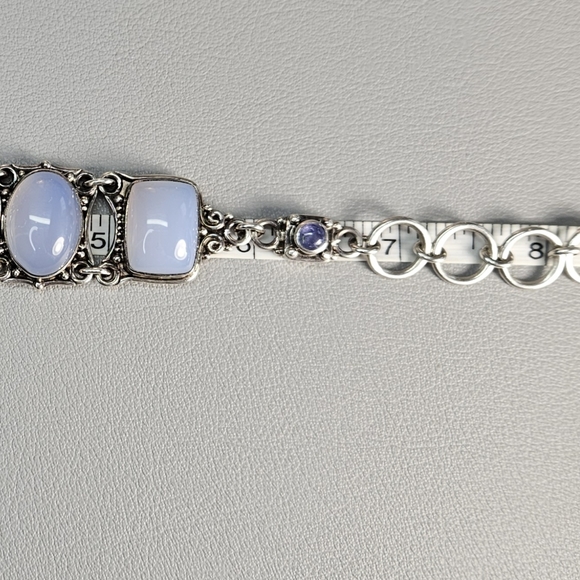 SAJEN CHALCEDONY MOP GODDESS BRACELET - Picture 5 of 5